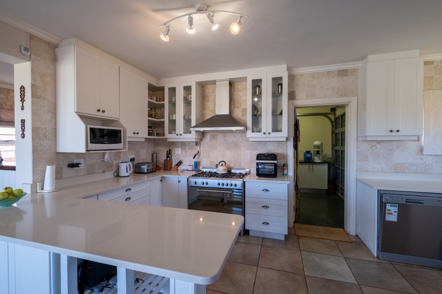 4 Bedroom Property for Sale in Cosy Corner Eastern Cape